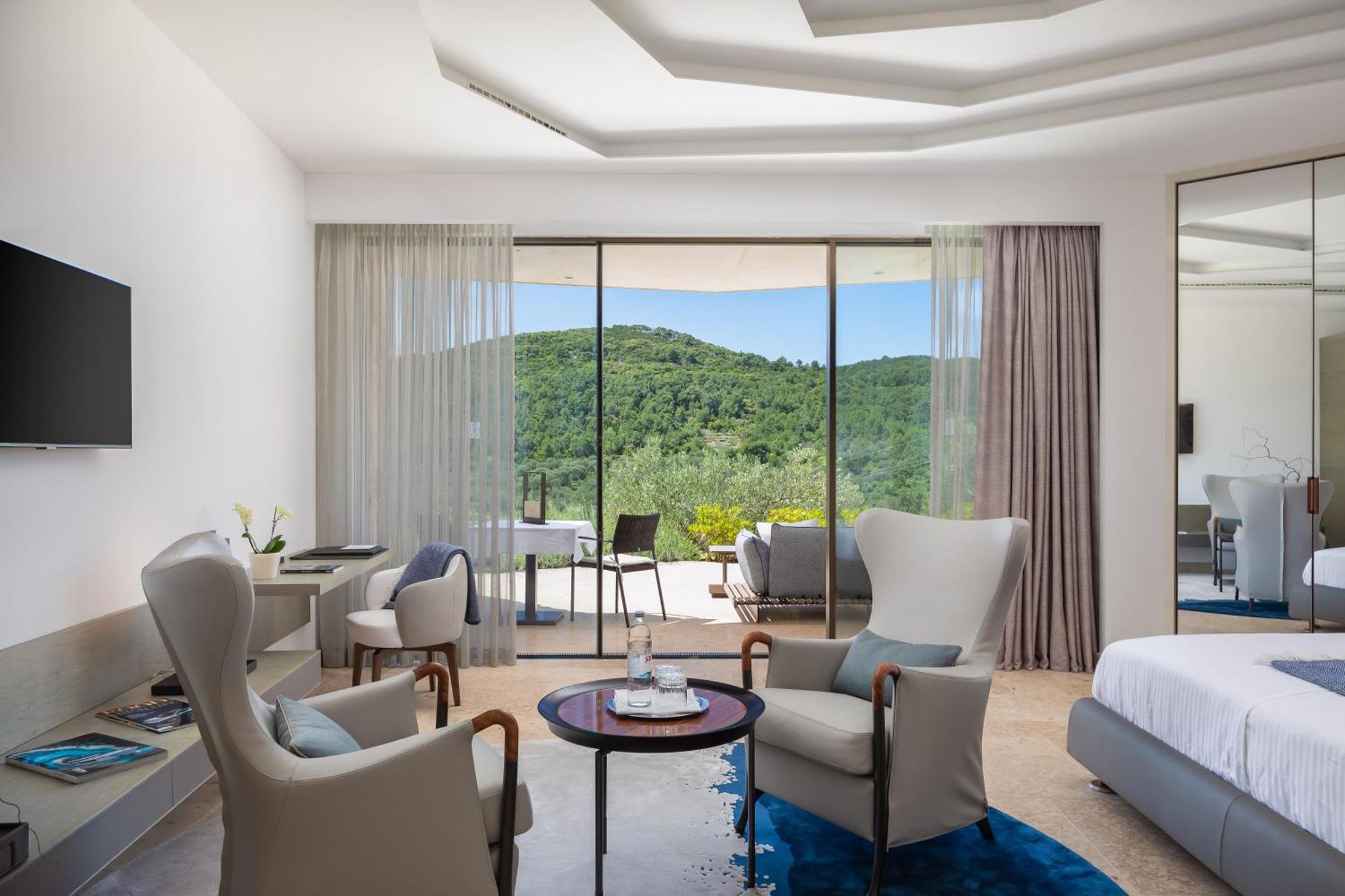 Deluxe Room with Terrace and Grove View,1625674856:JPEG